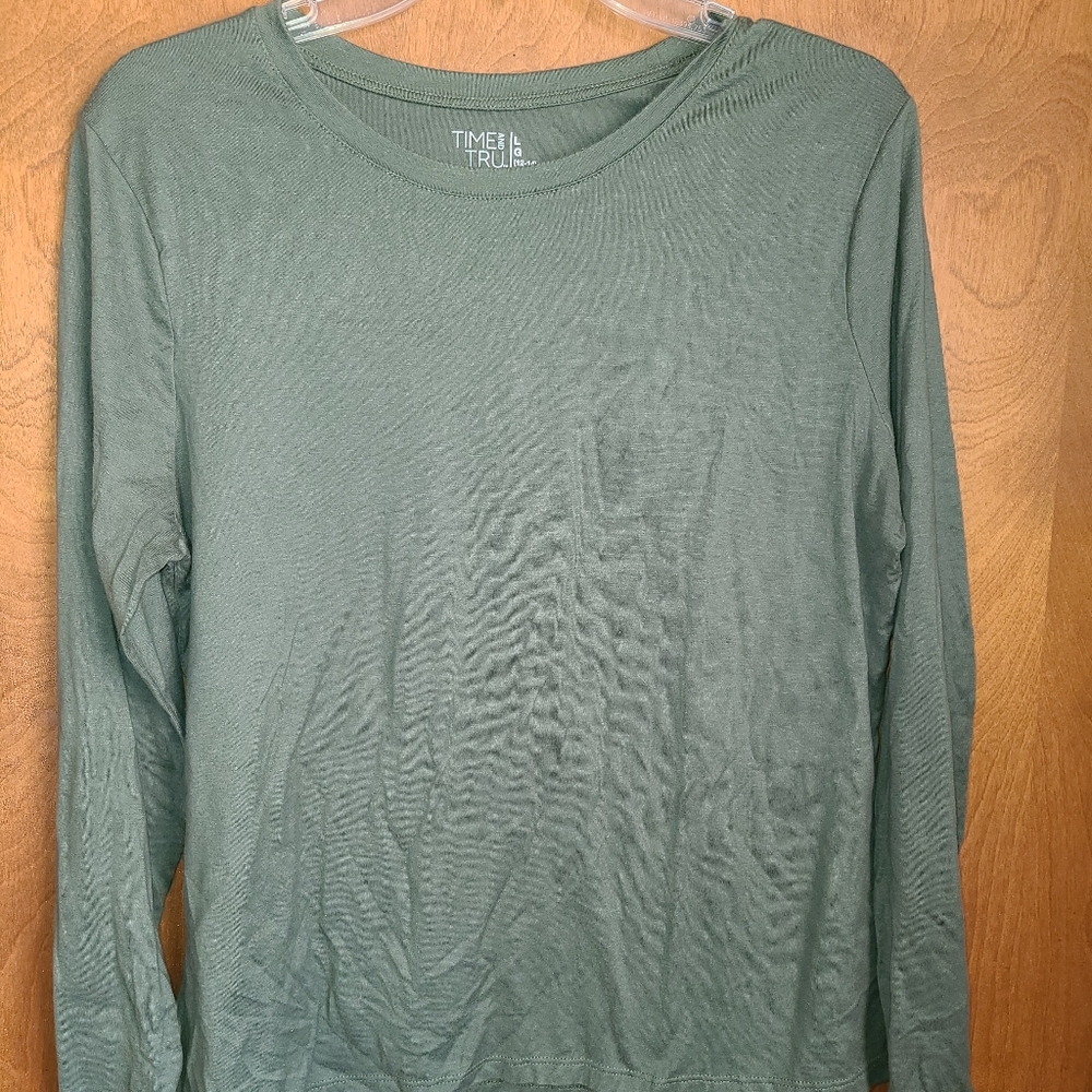 ‼️5/$10 Clearance‼️ Time and Tru Army Green Long Sleeve Shirt